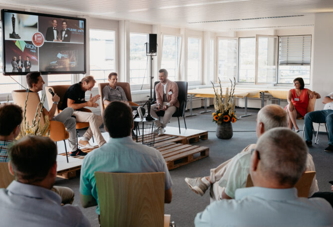 Der erste Anlass des Wirtschaftsforums Wetzikon nach dem Lockdown fand in den vier Wänden von Vision Inside statt. Der Anlass stand ganz im Zeichen des Awards «Swiss Arbeitgeber 2019».